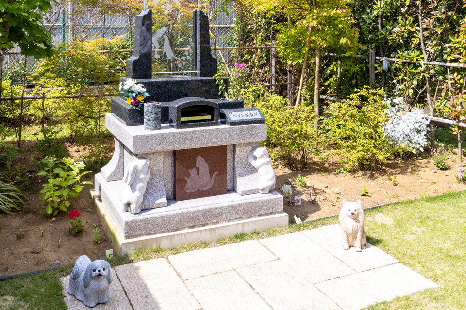 墓地公園ならしのガーデンパーク