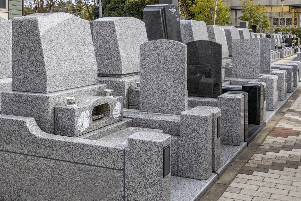 墓地公園ならしのガーデンパーク